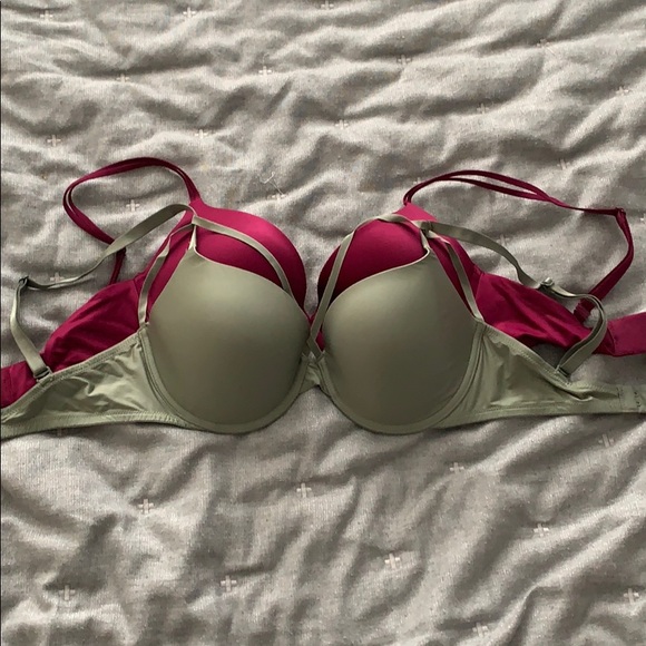 Victoria’s Secret bras set of 2 - Picture 1 of 8